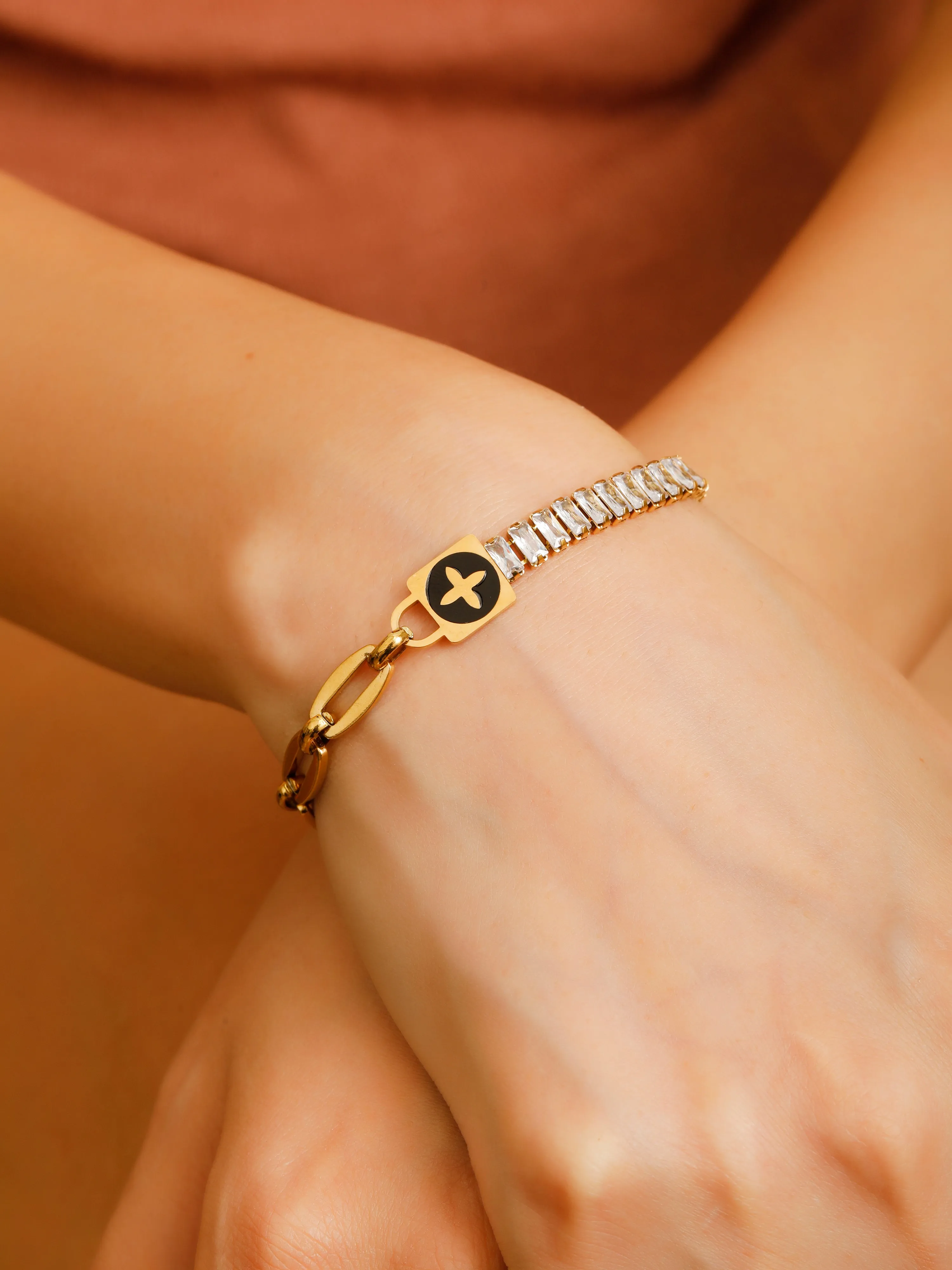 Cross Cut/Enigmatic Glow Bracelets