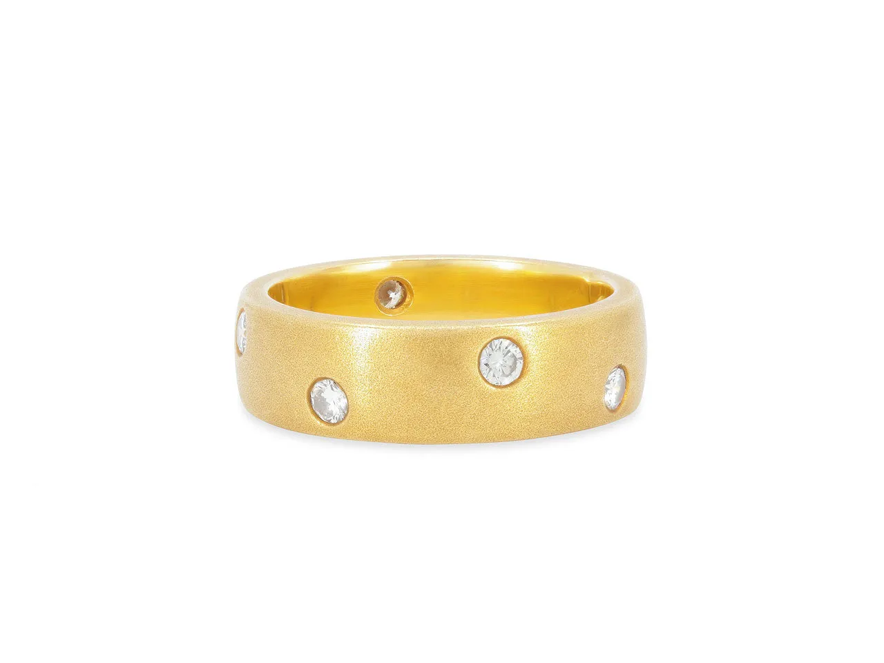 Diamond Band in 18K Gold