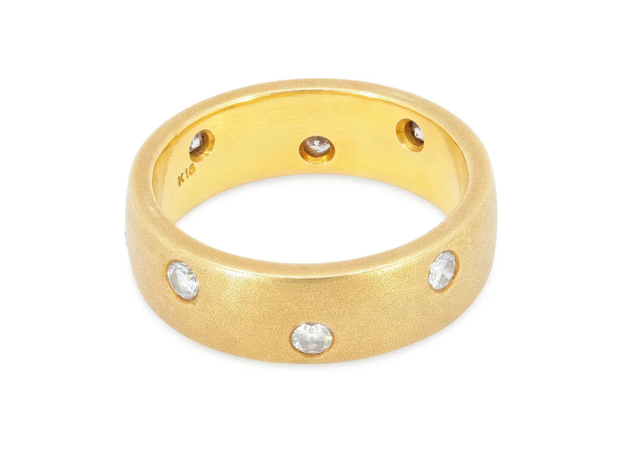 Diamond Band in 18K Gold
