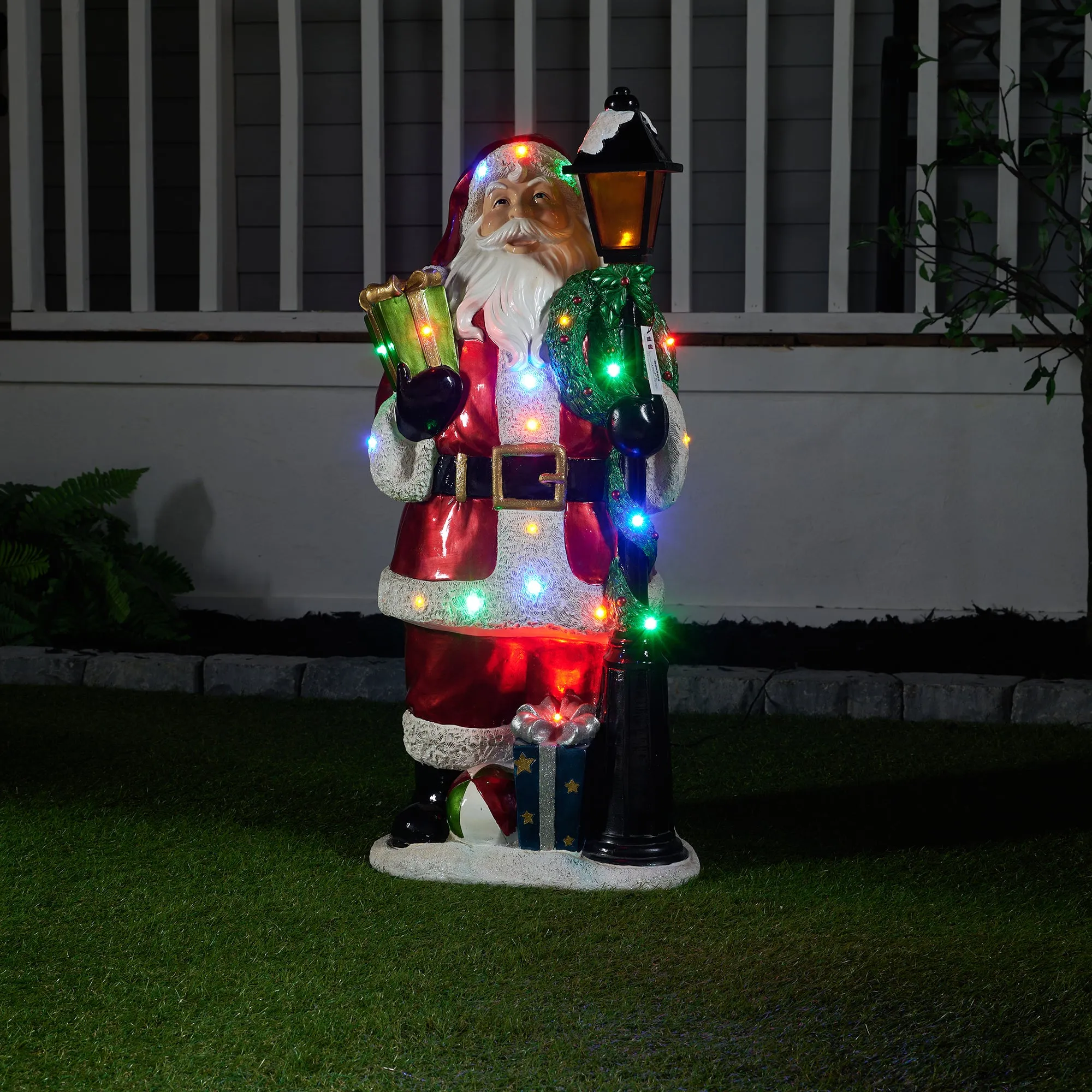Santa Lamp Post With 22 LEDs