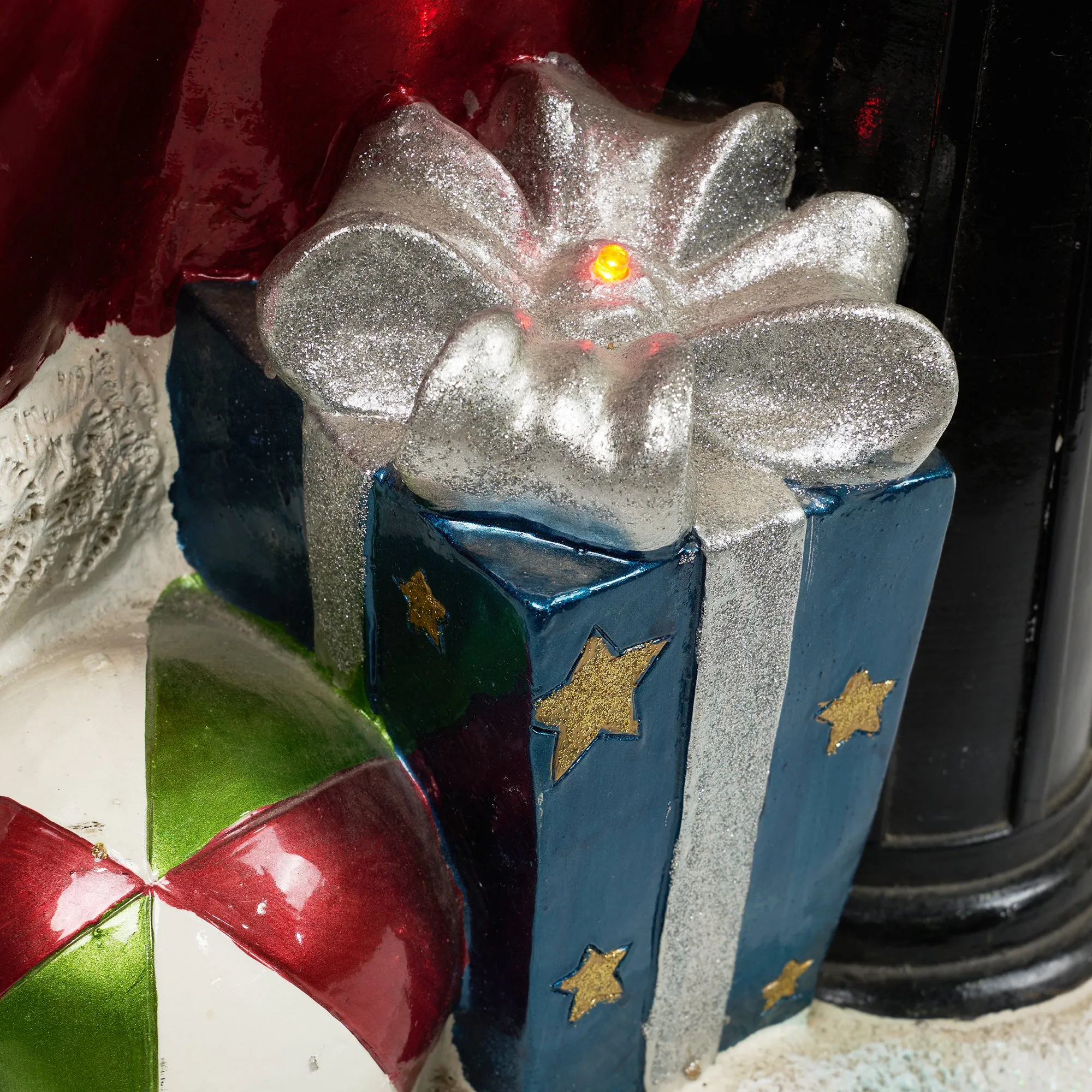 Santa Lamp Post With 22 LEDs