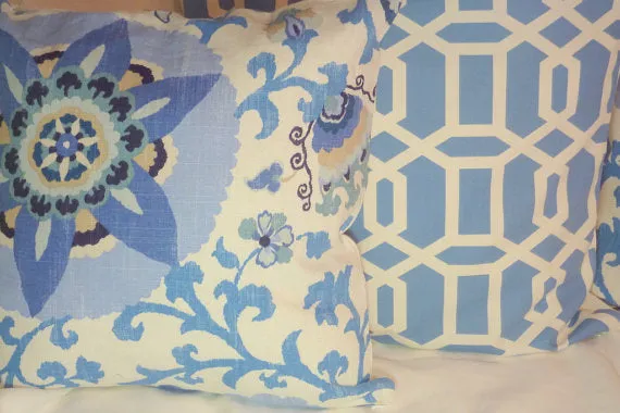 Swavelle/Mill Creek Bondi Wedgewood Blue and Ivory Pillow cover